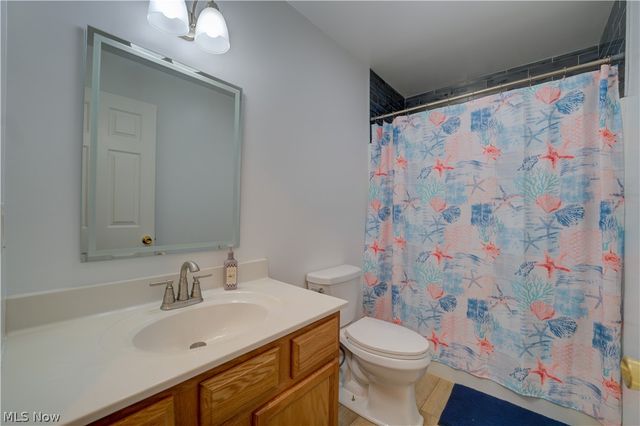 6008 Conneaut Light Drive, Vermilion, OH 44089