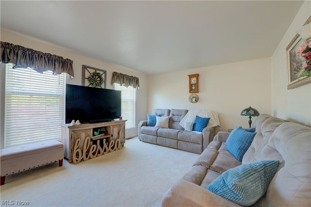 6008 Conneaut Light Drive, Vermilion, OH 44089