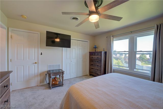 6008 Conneaut Light Drive, Vermilion, OH 44089