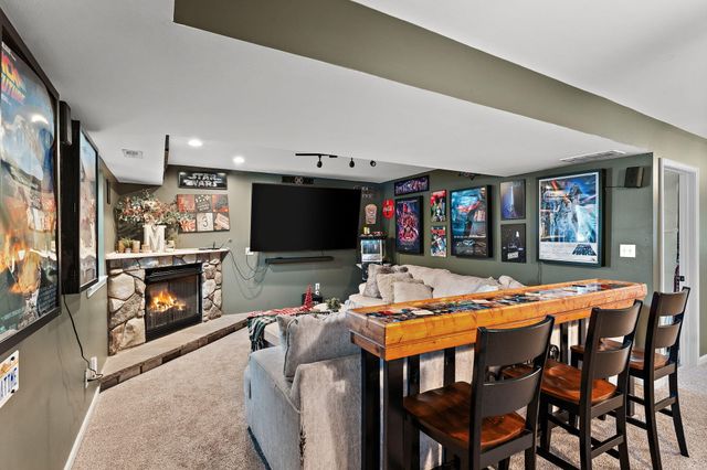 7492 Arbor Court, Portage, IN 46368