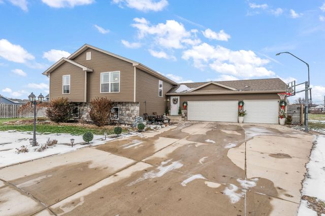 7492 Arbor Court, Portage, IN 46368