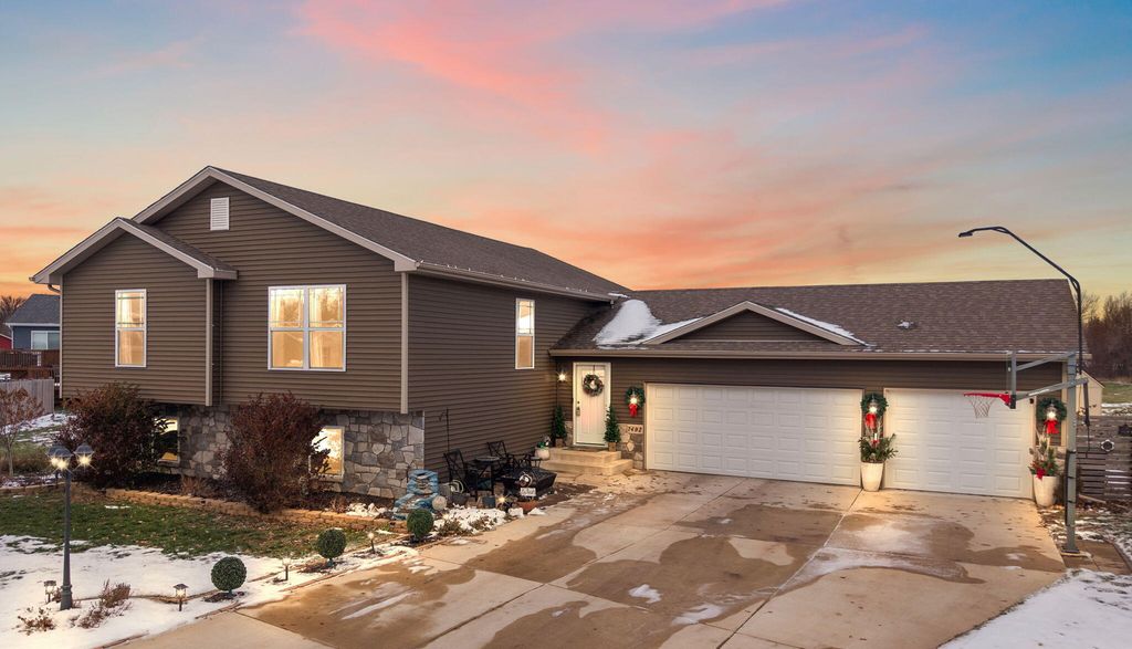 7492 Arbor Court, Portage, IN 46368