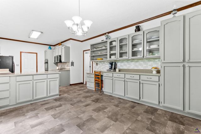 107 Springtime Drive, Warner Robins, GA 31088