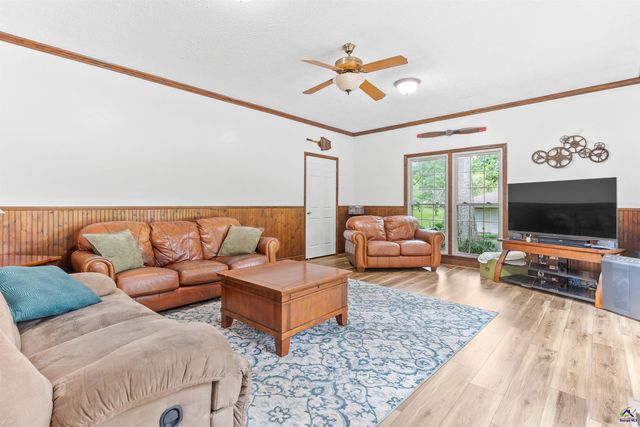 107 Springtime Drive, Warner Robins, GA 31088