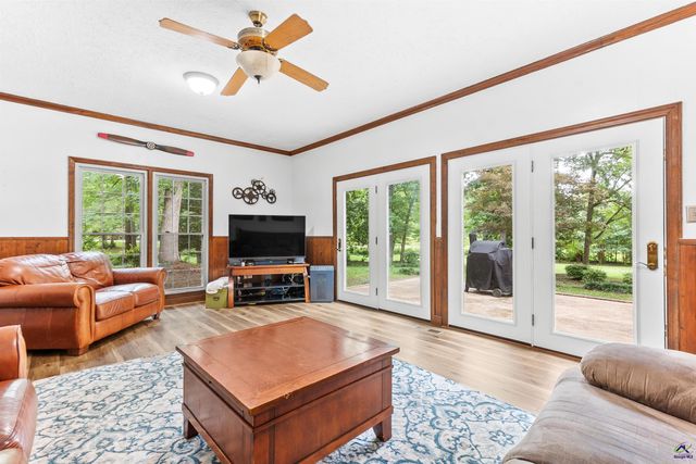 107 Springtime Drive, Warner Robins, GA 31088