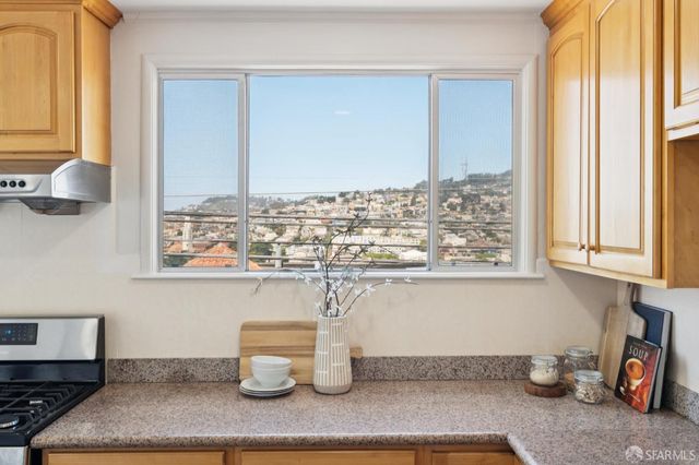 96 Ashton Avenue, San Francisco, CA 94112
