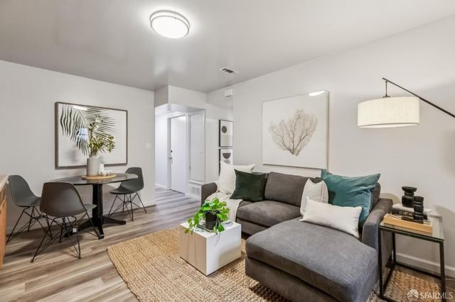96 Ashton Avenue, San Francisco, CA 94112