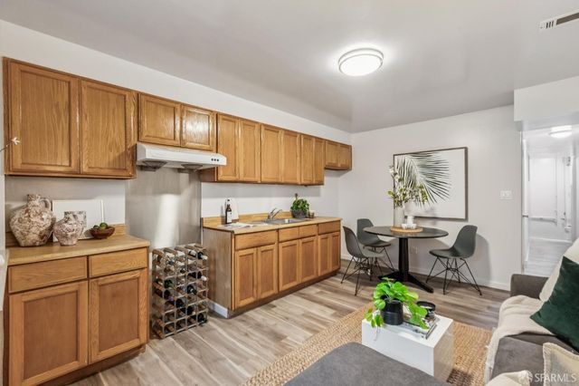 96 Ashton Avenue, San Francisco, CA 94112