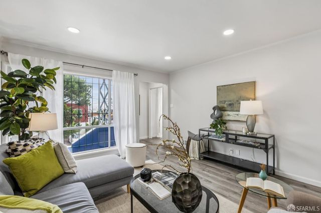 96 Ashton Avenue, San Francisco, CA 94112