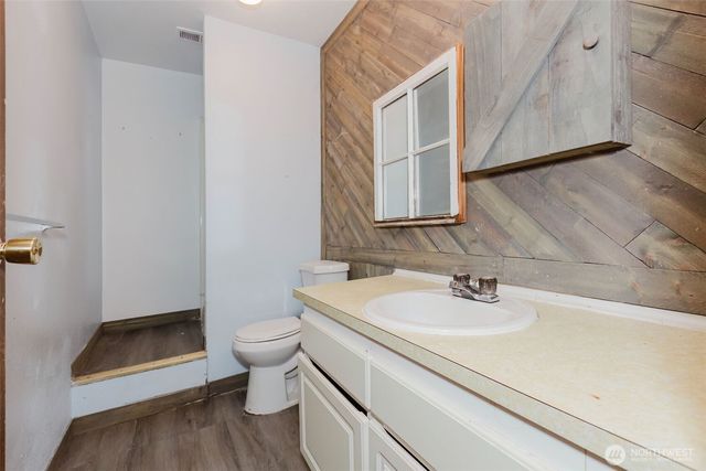 4116 W H Street, Bremerton, WA 98312