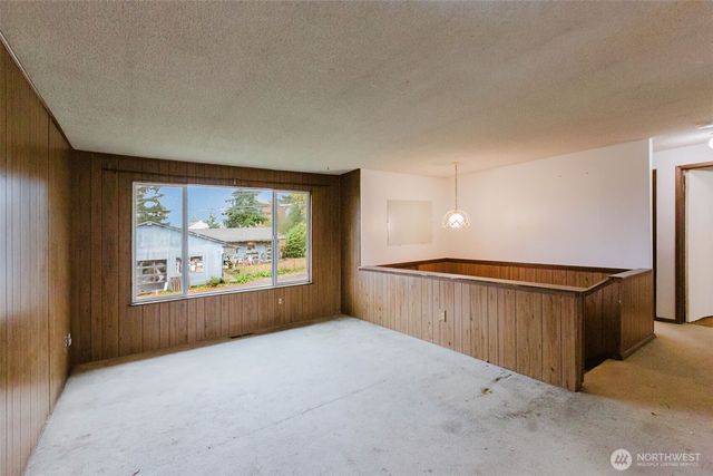 4116 W H Street, Bremerton, WA 98312