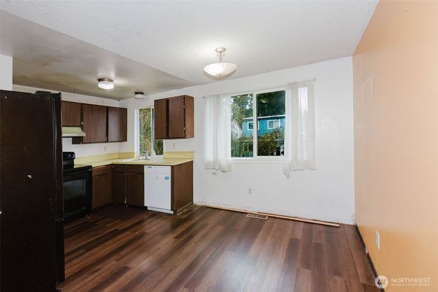 4116 W H Street, Bremerton, WA 98312