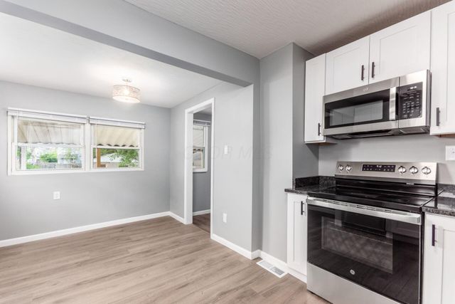 564 S Wayne Avenue, Columbus, OH 43204