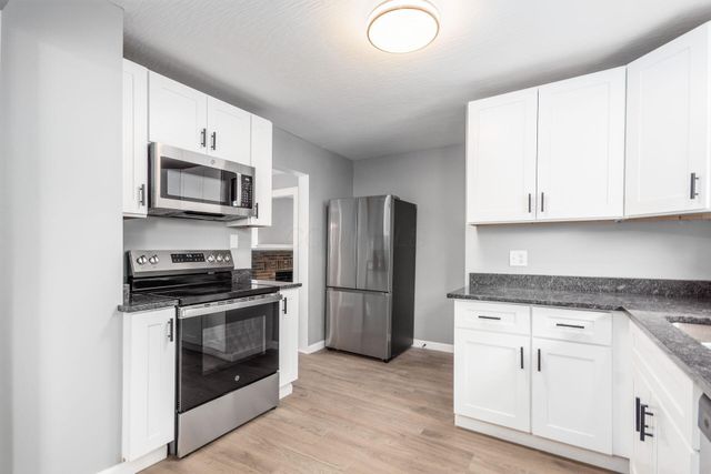 564 S Wayne Avenue, Columbus, OH 43204