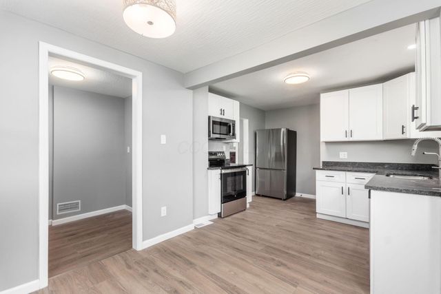 564 S Wayne Avenue, Columbus, OH 43204