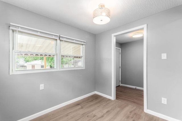 564 S Wayne Avenue, Columbus, OH 43204