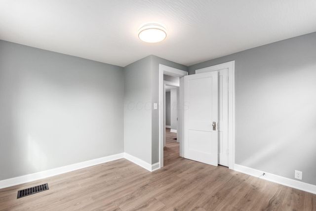564 S Wayne Avenue, Columbus, OH 43204