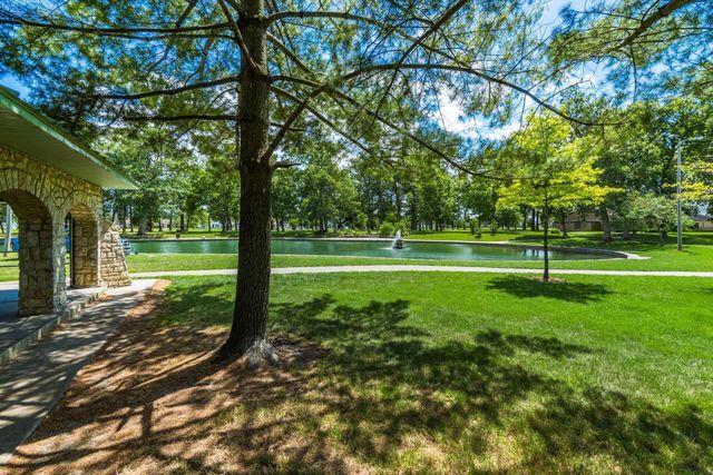 564 S Wayne Avenue, Columbus, OH 43204