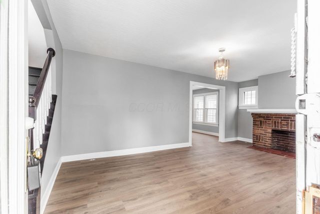 564 S Wayne Avenue, Columbus, OH 43204