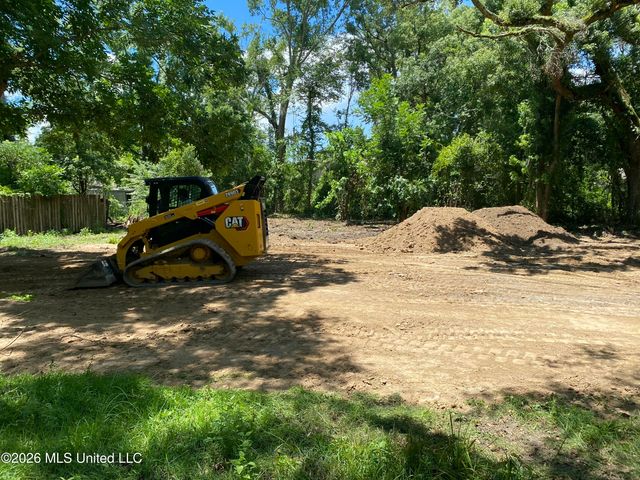 815 N Wright Avenue, Long Beach, MS 39560