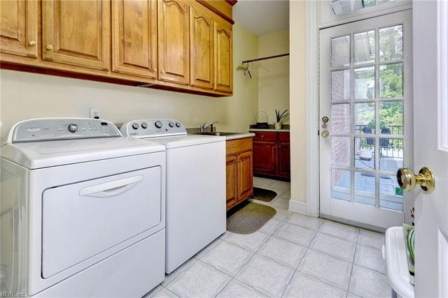 3005 E Whittaker Close RD, Williamsburg, VA 23185