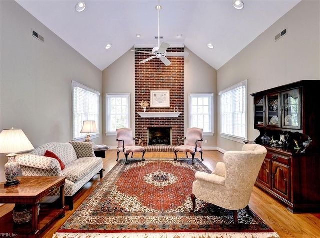 3005 E Whittaker Close RD, Williamsburg, VA 23185