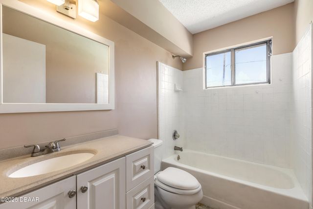 2819 Silver Palm Drive, Edgewater, FL 32141