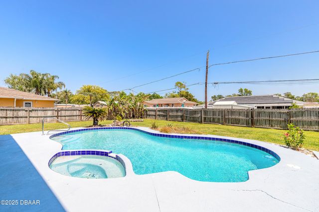 2819 Silver Palm Drive, Edgewater, FL 32141