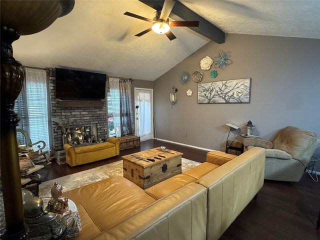 9803 Sparrow Street, La Porte, TX 77571