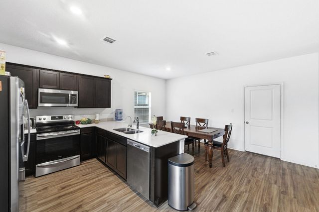 307 Sunfish LN, Bastrop, TX 78602