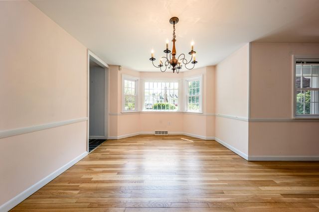8 Paine Road, South Yarmouth, MA 02664