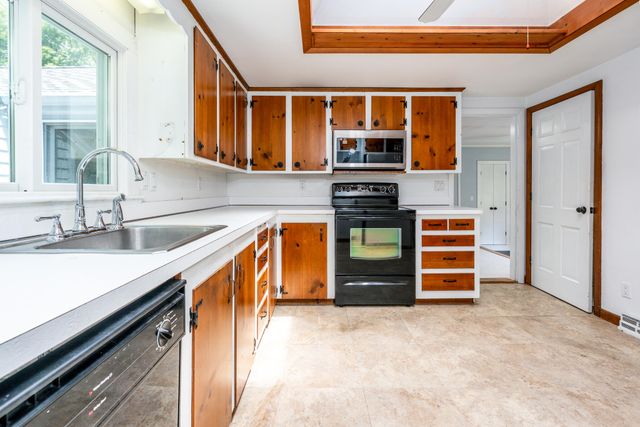 8 Paine Road, South Yarmouth, MA 02664