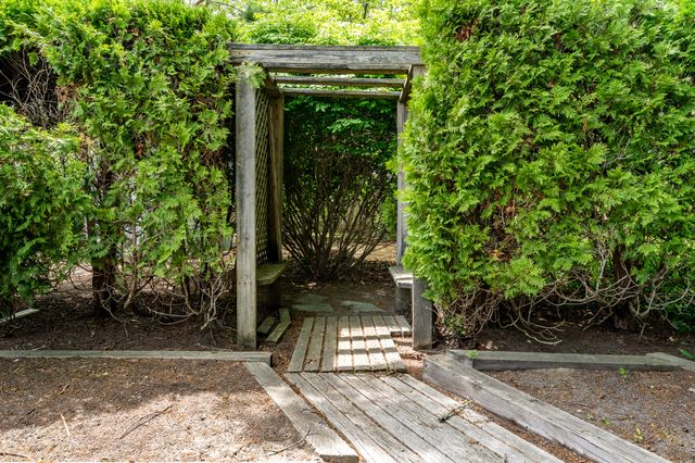 8 Paine Road, South Yarmouth, MA 02664