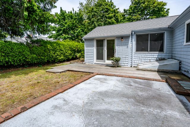 8 Paine Road, South Yarmouth, MA 02664