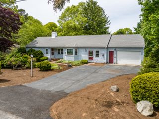 8 Paine Road, South Yarmouth, MA 02664
