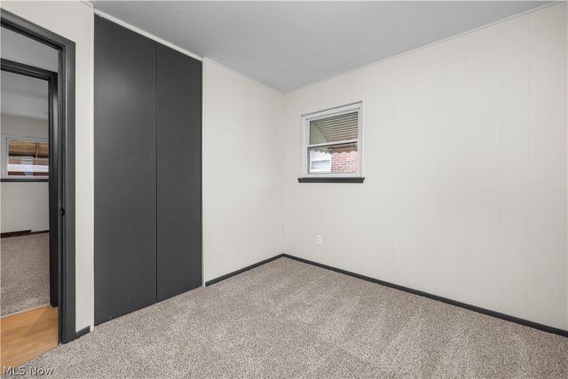 897 Livermore Lane, Elyria, OH 44035