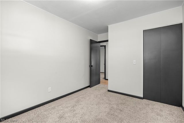 897 Livermore Lane, Elyria, OH 44035