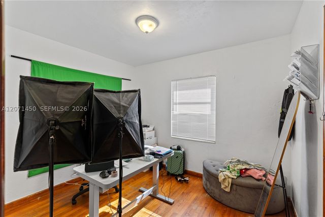 3445 NW 2nd St, Miami, FL 33125