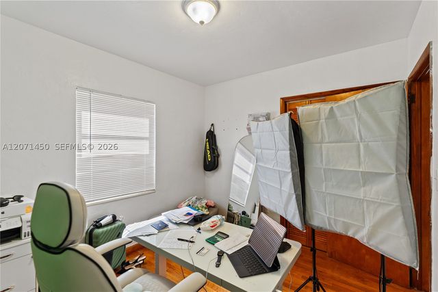 3445 NW 2nd St, Miami, FL 33125