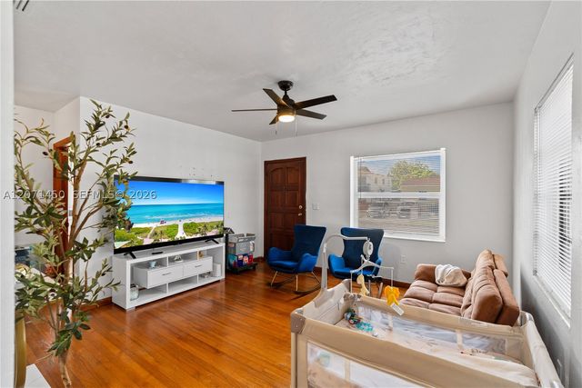 3445 NW 2nd St, Miami, FL 33125