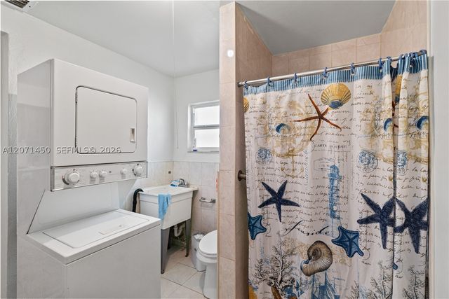 3445 NW 2nd St, Miami, FL 33125