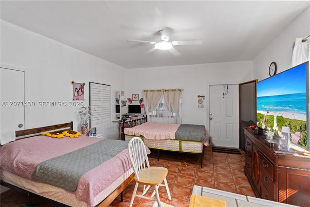 3445 NW 2nd St, Miami, FL 33125