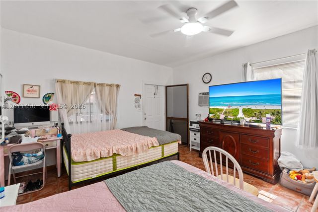 3445 NW 2nd St, Miami, FL 33125