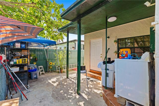 3445 NW 2nd St, Miami, FL 33125