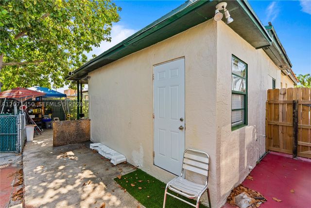 3445 NW 2nd St, Miami, FL 33125