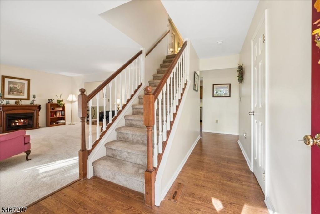 41 Woodside Dr, Lebanon Twp., NJ 08826 — photo 4
