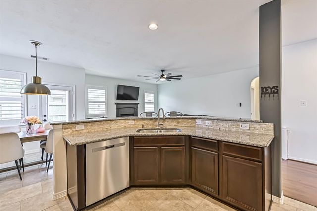 2869 Milano Lane, League City, TX 77573