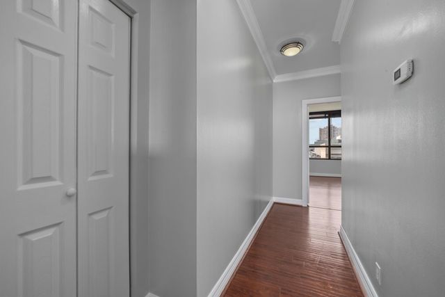 5150 Hidalgo Street 806, Houston, TX 77056