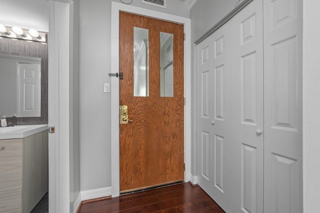 5150 Hidalgo Street 806, Houston, TX 77056