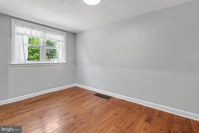 5203 N SPRINGFIELD RD, Clifton Heights, PA 19018